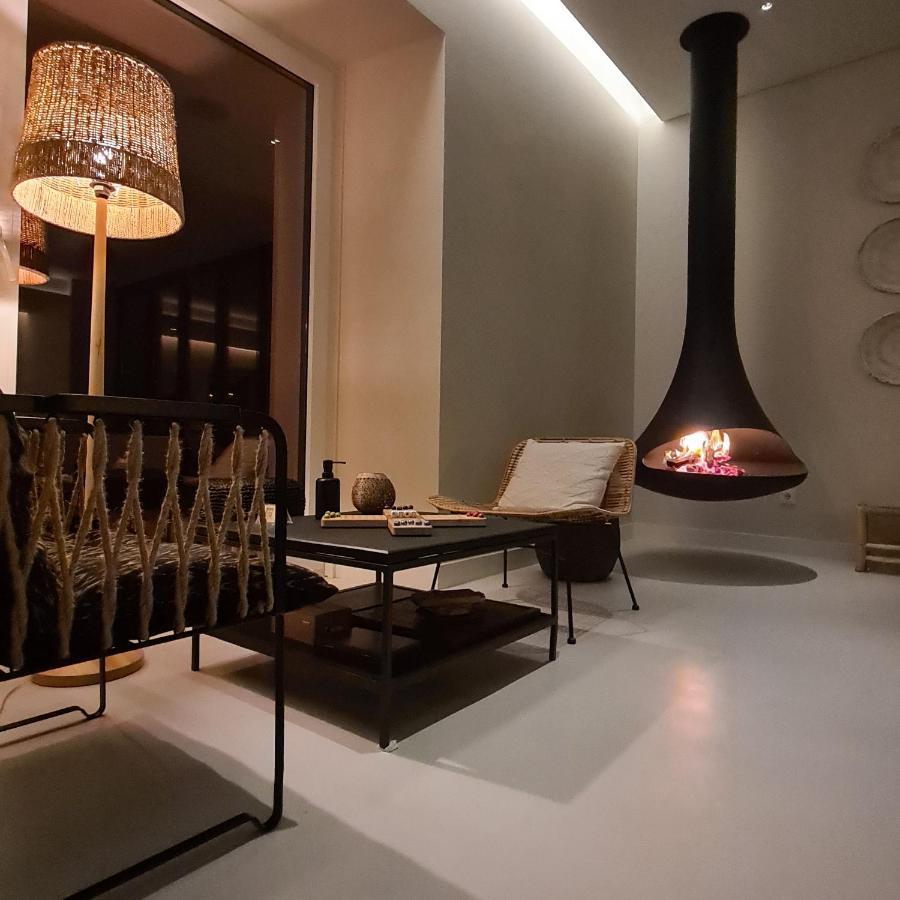 Sensi Azores Nature And Spa Ginetes Eksteriør bilde A suspended fireplace