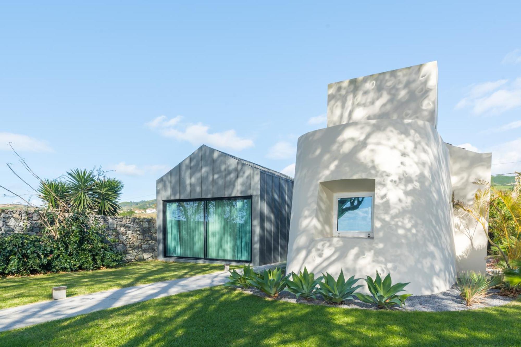 Sensi Azores Nature And Spa Ginetes Eksteriør bilde Villa E-1027, 2016